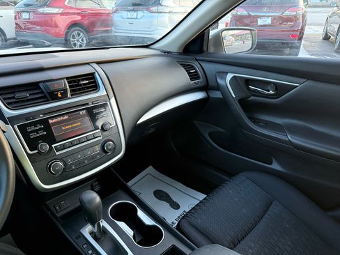 Used 2016 Nissan Altima 2.5 S w/ Power Driver Seat Package image 14
