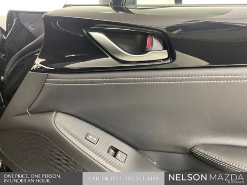 New 2026 MAZDA MX-5 Miata Club w/ Interior Package RWD image 18