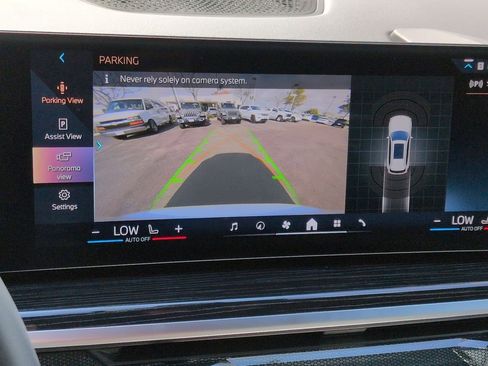 Used 2026 BMW X5 sDrive40i w/ M Sport Package image 17