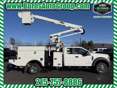 Used 2017 Ford F550 4x4 SuperCab Super Duty image 1
