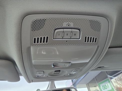 Used 2011 Audi A5 2.0T Premium Plus image 18