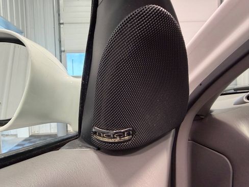 Used 1997 Ford Taurus SHO FWD image 29