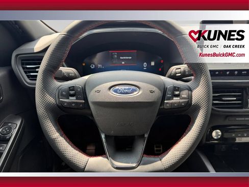Used 2023 Ford Escape ST-Line Elite w/ Premium Technology Package AWD/4WD image 15