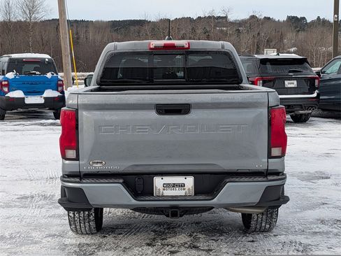 Used 2023 Chevrolet Colorado LT w/ LT Convenience Package image 6