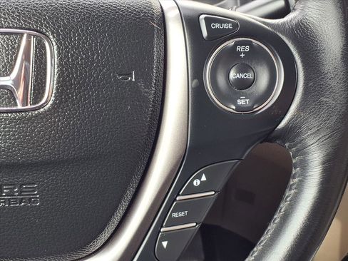 Used 2018 Honda Ridgeline RTL-T image 16