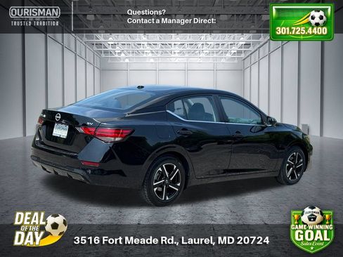 Used 2024 Nissan Sentra SV FWD image 3