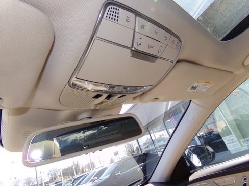 Used 2014 Mercedes-Benz S 550 Sedan image 65