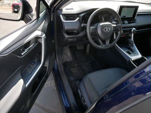 Certified 2025 Toyota RAV4 XLE AWD/4WD image 10