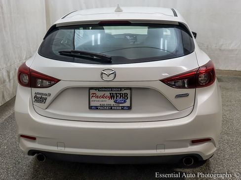 Used 2018 MAZDA MAZDA3 Grand Touring image 7