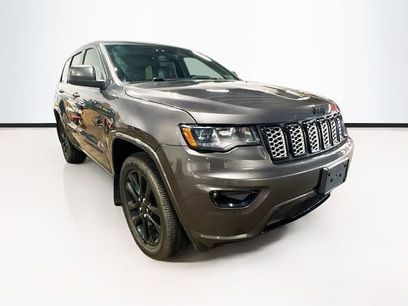 Used 2020 Jeep Grand Cherokee Altitude
