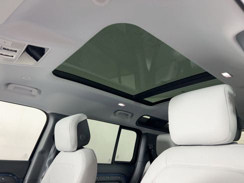 New 2026 Land Rover Defender 110 S image 12