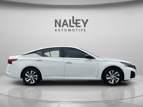 Used 2024 Nissan Altima 2.5 S image 22