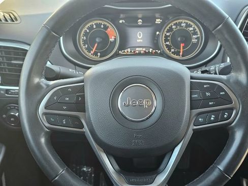 Used 2022 Jeep Cherokee Limited AWD/4WD image 28