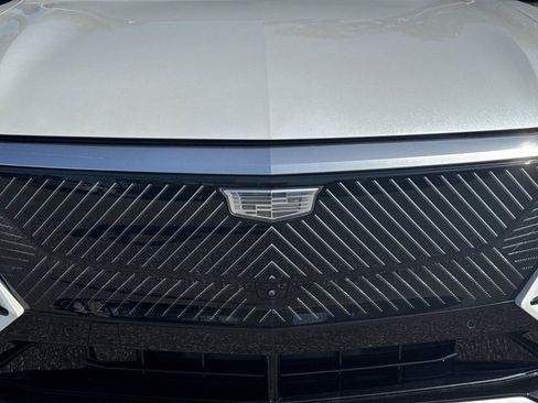 Used 2024 Cadillac Lyriq Luxury RWD image 30