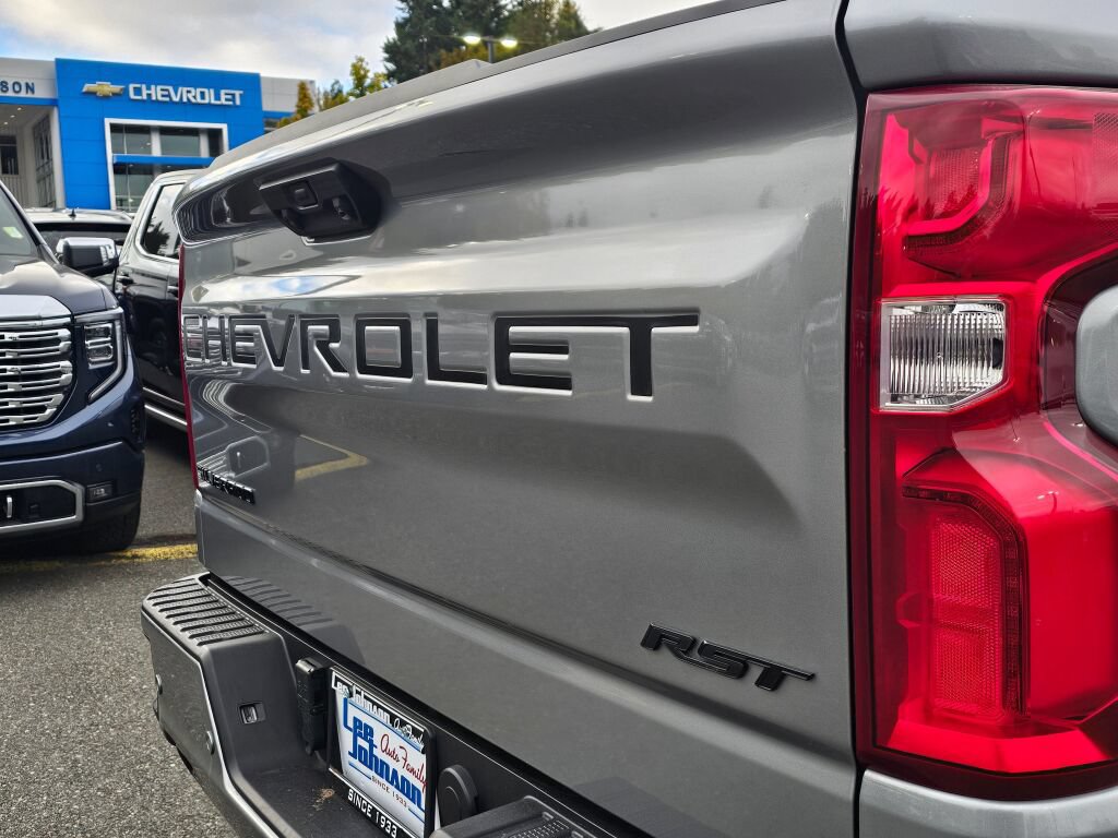 Certified 2024 Chevrolet Silverado 1500 RST w/ Convenience Package II AWD/4WD image 14