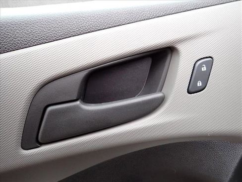 Used 2015 Chevrolet Sonic LS image 12