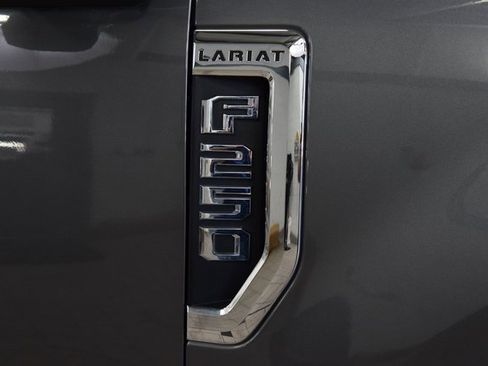 Used 2021 Ford F250 Lariat w/ Lariat Ultimate Package image 13