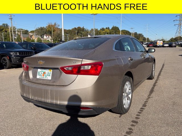 Used 2025 Chevrolet Malibu LT FWD image 3