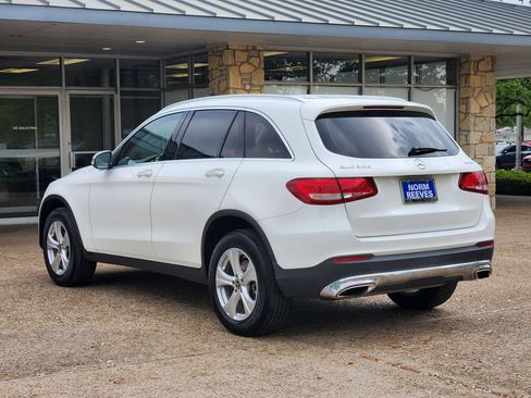 Used 2018 Mercedes-Benz GLC 300 4MATIC image 5