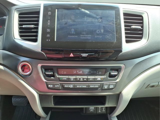 Used 2018 Honda Pilot EX image 18