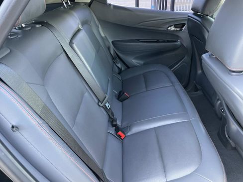 Used 2019 Chevrolet Bolt Premier w/ Infotainment Package image 26