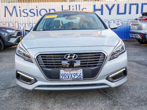 Used 2016 Hyundai Sonata Limited w/ Option Group 02 image 2