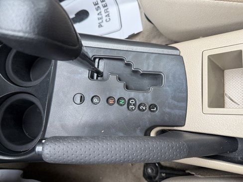 Used 2011 Toyota RAV4 2WD w/ Base L4 Extra Value Pkg image 25