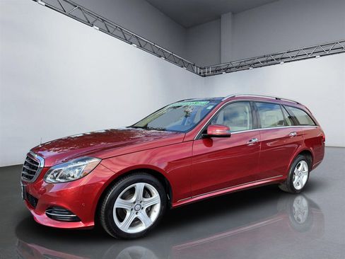 Used 2014 Mercedes-Benz E 350 4MATIC Wagon image 10