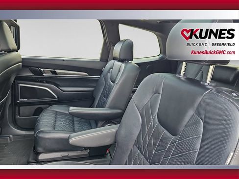 Used 2023 Kia Telluride SX Prestige X-Pro AWD/4WD image 17