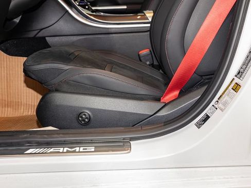 Used 2026 Mercedes-Benz C 43 AMG 4MATIC Sedan image 15