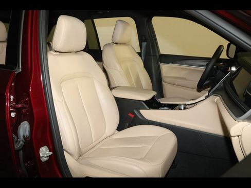 Used 2023 Jeep Grand Cherokee Limited AWD/4WD image 33