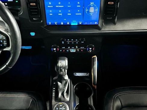 Used 2024 Ford Bronco Badlands AWD/4WD image 33