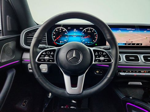 Used 2021 Mercedes-Benz GLS 450 4MATIC image 23
