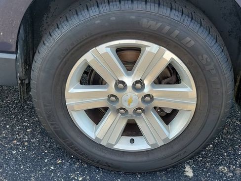 Used 2013 Chevrolet Traverse LT FWD image 6