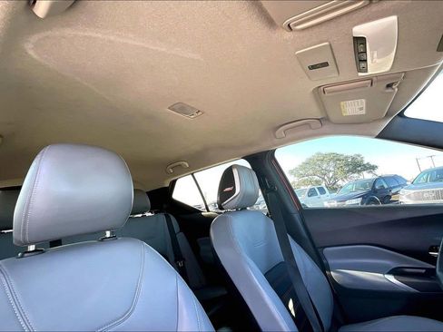 Used 2021 Nissan Kicks SR w/ SR Premium Package image 27