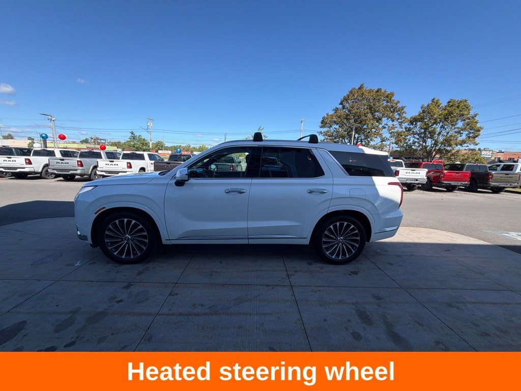 Used 2023 Hyundai Palisade Calligraphy AWD/4WD image 9