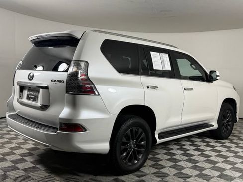 Used 2023 Lexus GX 460 Premium w/ Premium Package AWD/4WD image 9