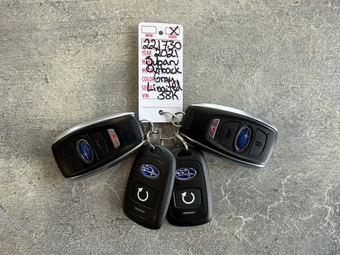 Used 2021 Subaru Outback Limited XT AWD/4WD image 39