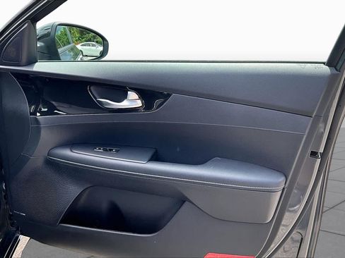 Used 2023 Kia Forte GT-Line w/ GT-Line Premium Package FWD image 23