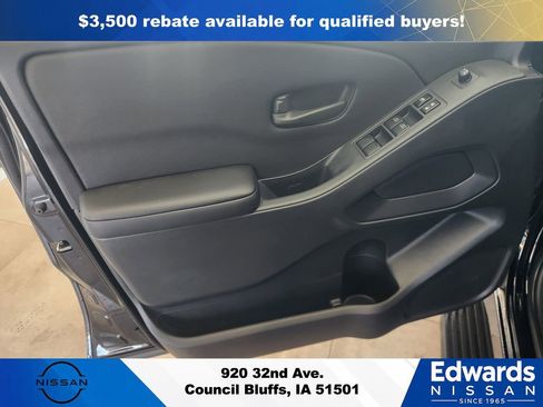 New 2026 Nissan Frontier SV w/ All-Weather Content Package AWD/4WD image 19