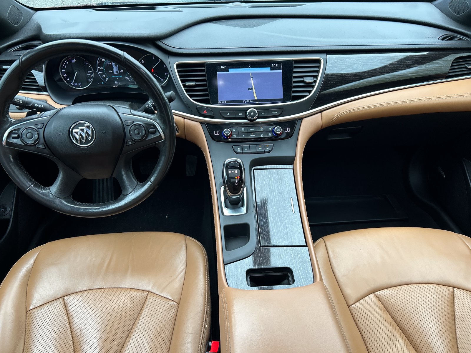 Used 2017 Buick LaCrosse Premium w/ Driver Confidence Package #2 AWD/4WD image 16