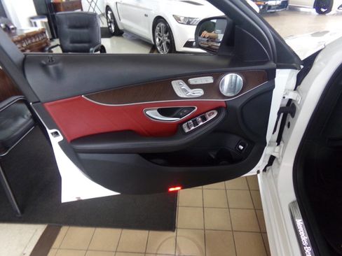 Used 2020 Mercedes-Benz C 300 Sedan w/ AMG Line image 10