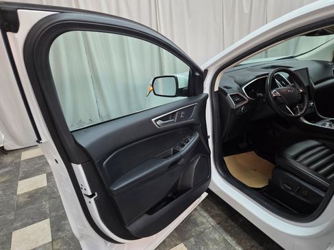 Used 2021 Ford Edge SEL image 9