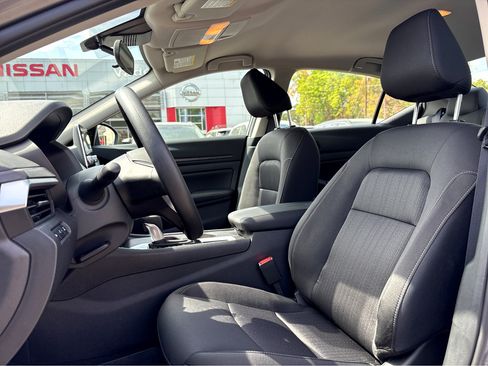New 2026 Nissan Altima 2.5 SV w/ SV Special Edition Package FWD image 17