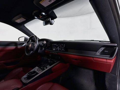 Certified 2024 Porsche 911 Carrera RWD image 17