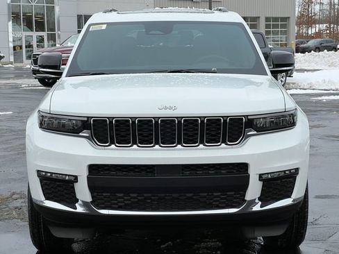 New 2025 Jeep Grand Cherokee L Limited w/ Trailer Tow Package image 48