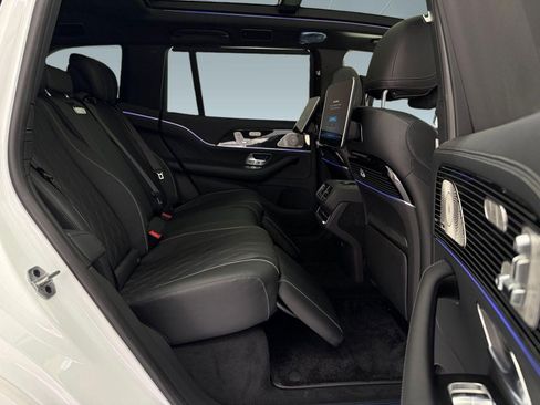 New 2026 Mercedes-Benz Maybach GLS 600 4MATIC image 24