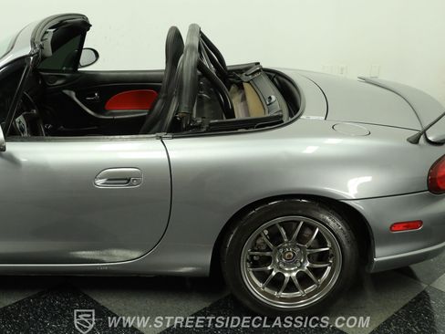 Used 2004 MAZDA MX-5 Miata MAZDASPEED RWD image 24