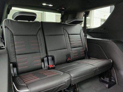 New 2026 GMC Yukon AT4 Ultimate AWD/4WD image 21
