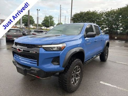 Used 2025 Chevrolet Colorado ZR2 AWD/4WD image 7